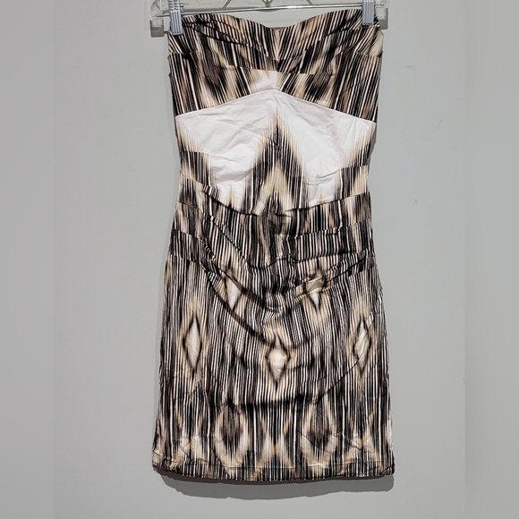 le chateau Dresses & Skirts - le chateau strapless mini dress